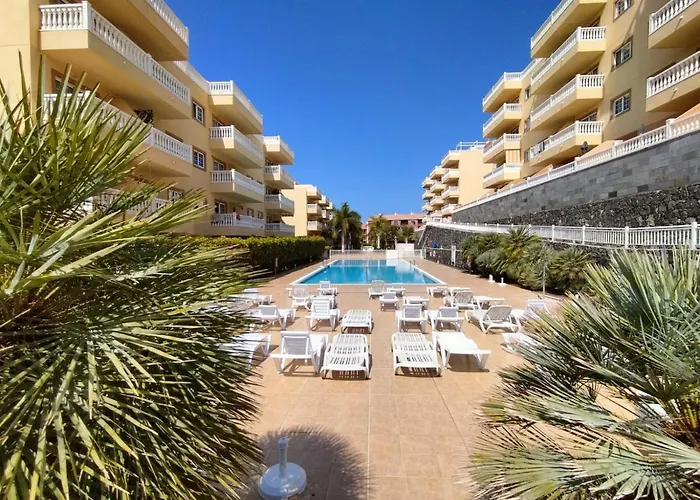 Tropical Apartment - Heated Pool